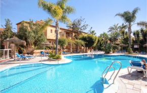Amazing apartment in Calahonda with Outdoor swimming pool, WiFi and 2 Bedrooms, Sitio De Calahonda